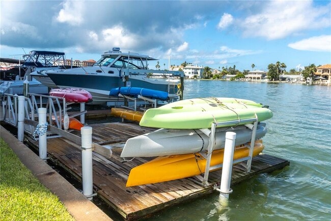 Building Photo - 700 Island Way