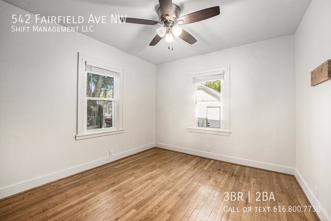 Building Photo - 542 Fairfield Ave NW