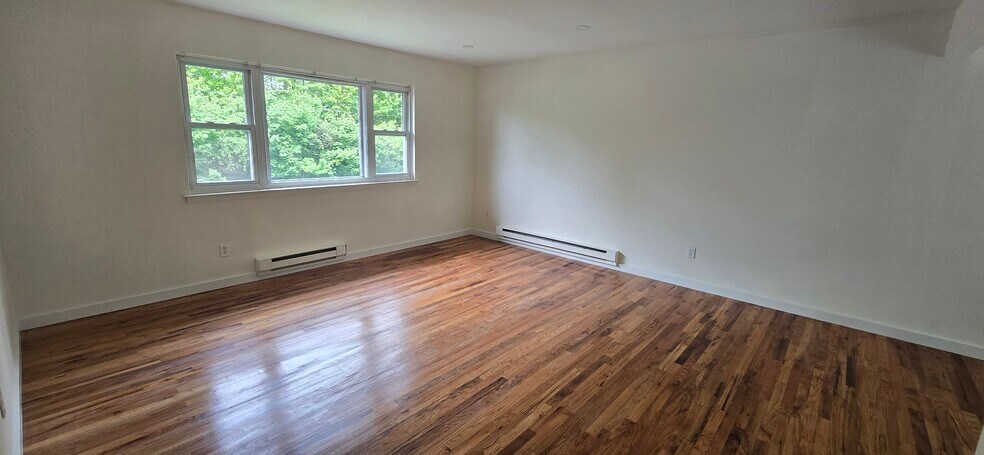 Building Photo - 153 Vernon Valley Rd