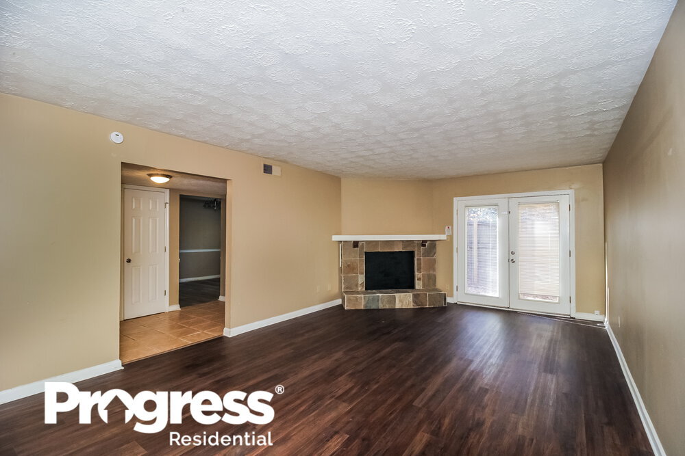 Building Photo - 972 Pine Hollow Rd