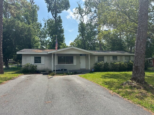 Building Photo - Very nice 4 Bedroom Home for Rent in Brook...