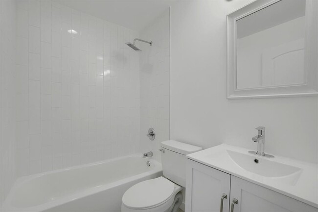 Building Photo - 1032 Hoke Smith Dr
