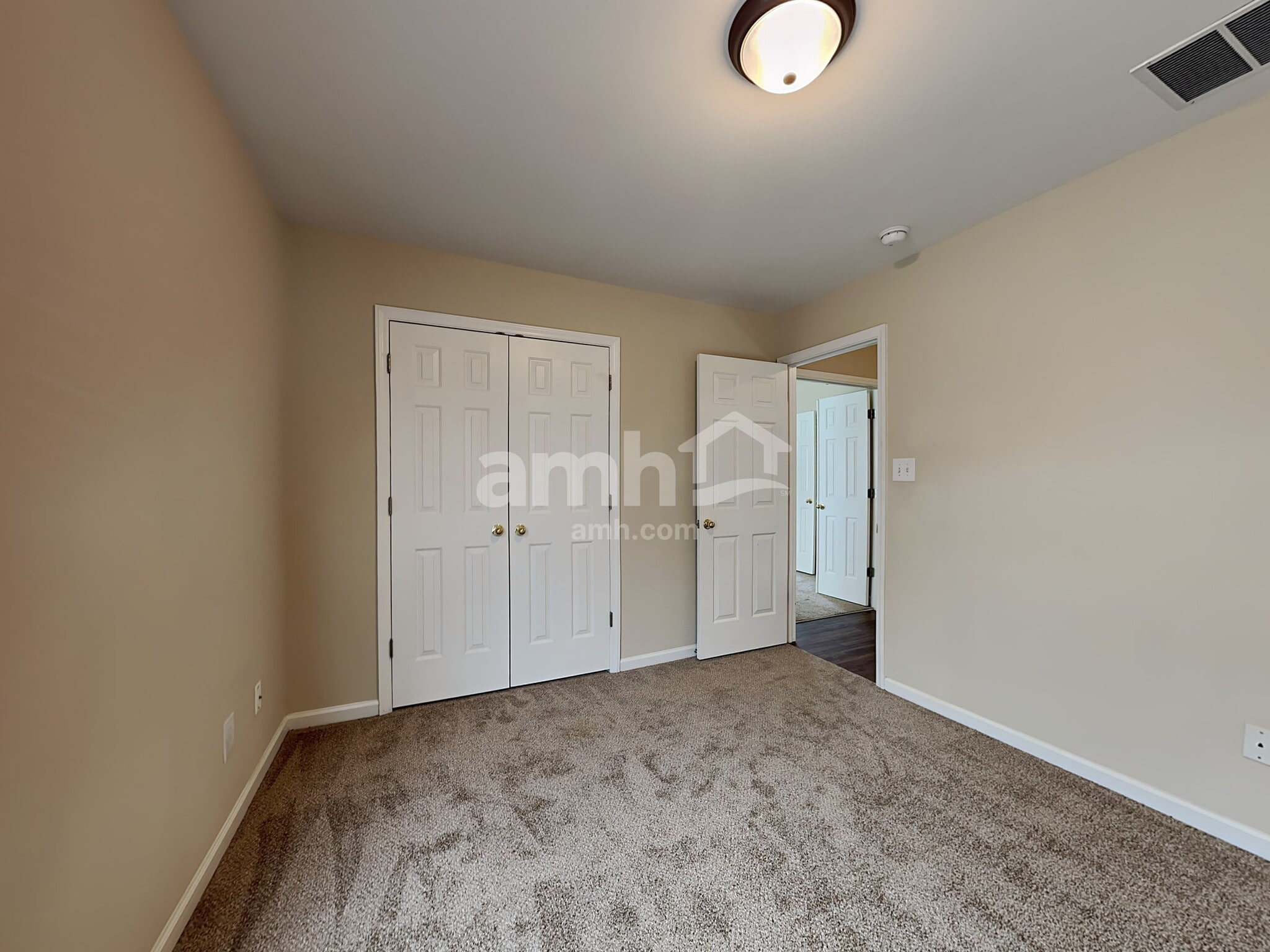 Building Photo - 4388 Kelso Dr