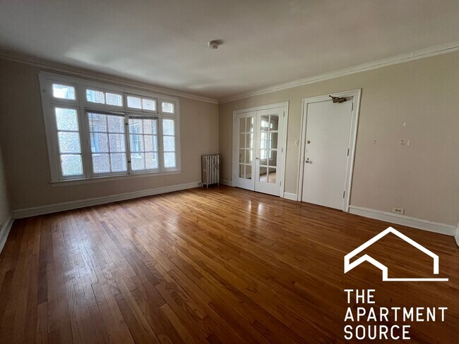 Primary Photo - 909 Elmwood Ave