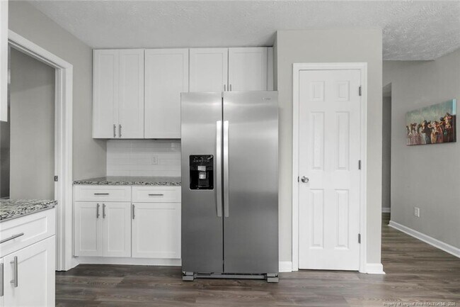 Building Photo - 106 Bluejay Ct