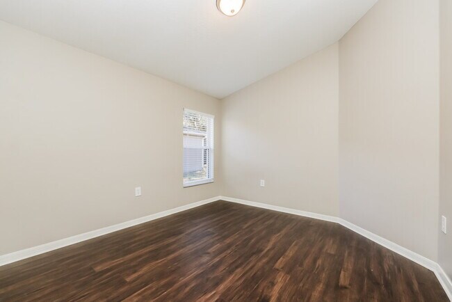 Building Photo - 18530 Kentisbury Ct