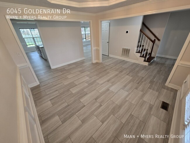 Building Photo - 6045 Goldenrain Dr
