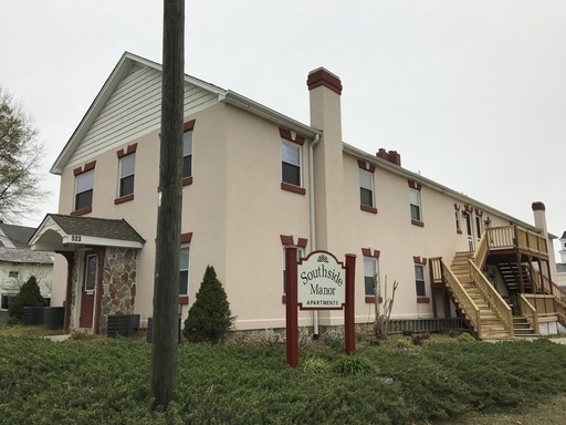 Primary Photo - 523 Martin St