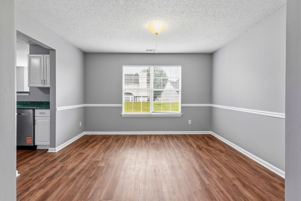 Building Photo - 11925 Spring Lake Way