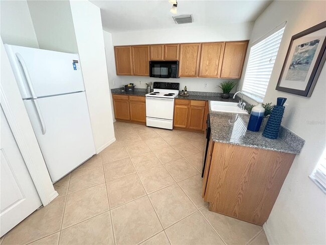 Building Photo - 11735 Brenford Crest Dr