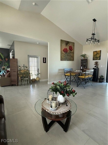 Building Photo - 3800 10th St W