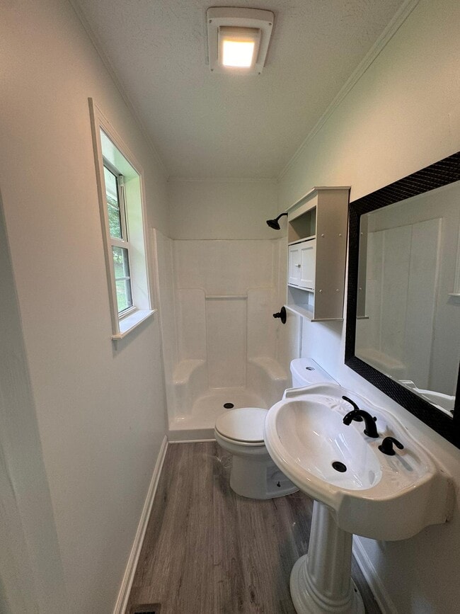 Building Photo - 3037 Summer Lake Dr