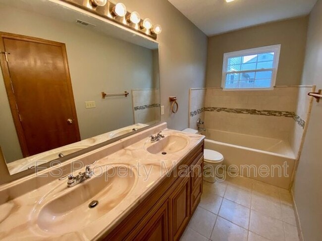 Building Photo - 5834 Blackley Ln