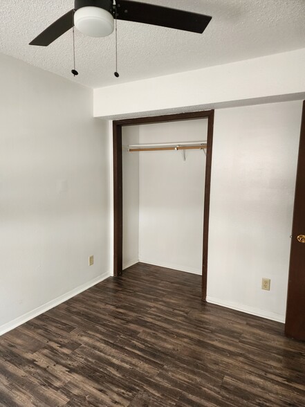 Building Photo - 3229 Sycamore Ter