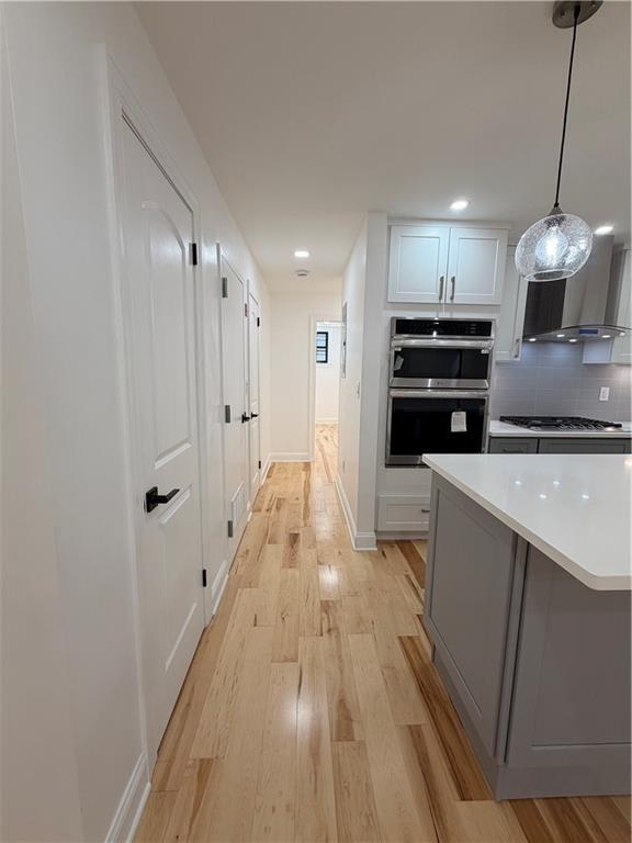 Building Photo - 550 Jamaica Ave