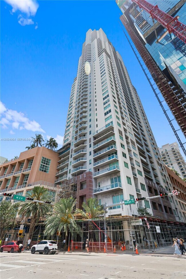 Building Photo - 244 Biscayne Blvd