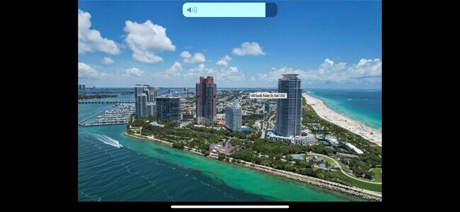 Building Photo - 400 S Pointe Dr