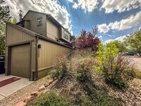 Building Photo - Beautiful & Large 4-Bd 2.5-Ba, in Boulders...