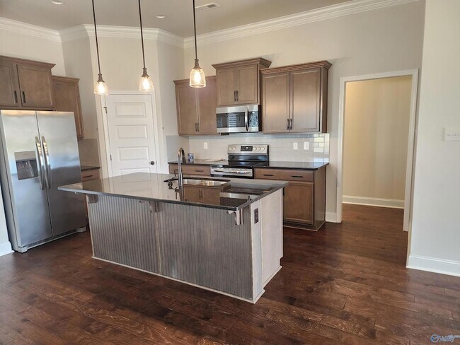 Building Photo - 26333 Kennesaw Blf Dr