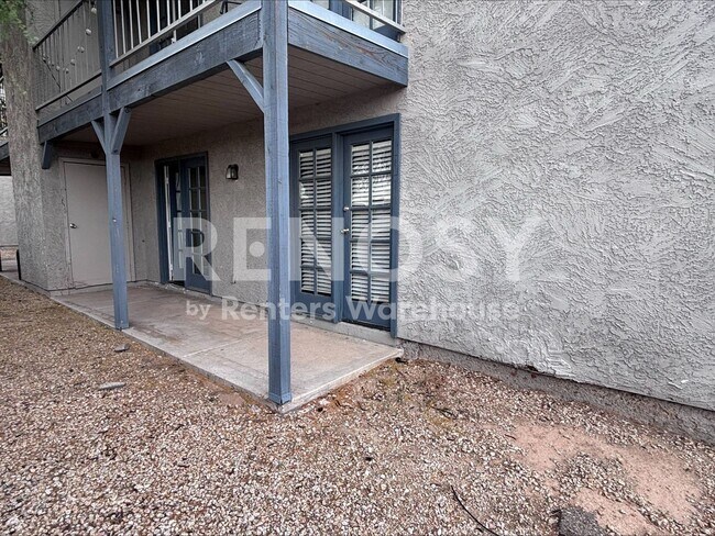 Building Photo - Ideal 2 Br 2 Ba Condo Near the 51 and Greenway in North Phoenix