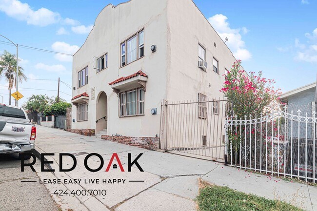 Building Photo - 432 N Virgil Ave
