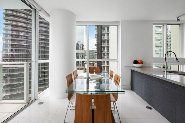 Building Photo - 1080 Brickell Ave