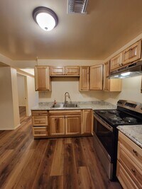 Building Photo - 2024 N 2nd St