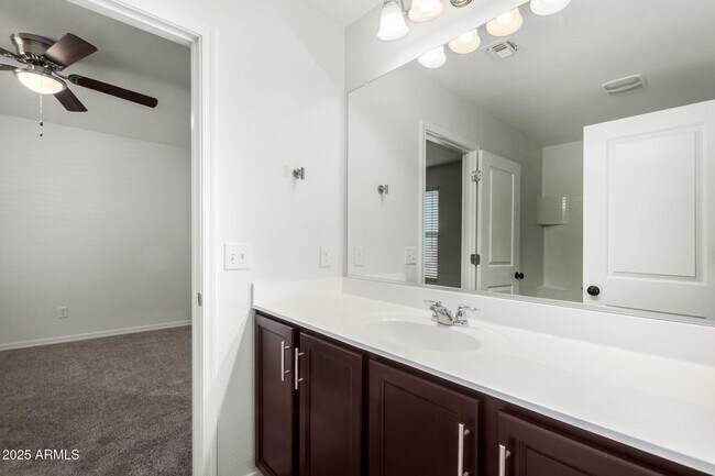 Building Photo - 331 W Mammoth Cave Dr