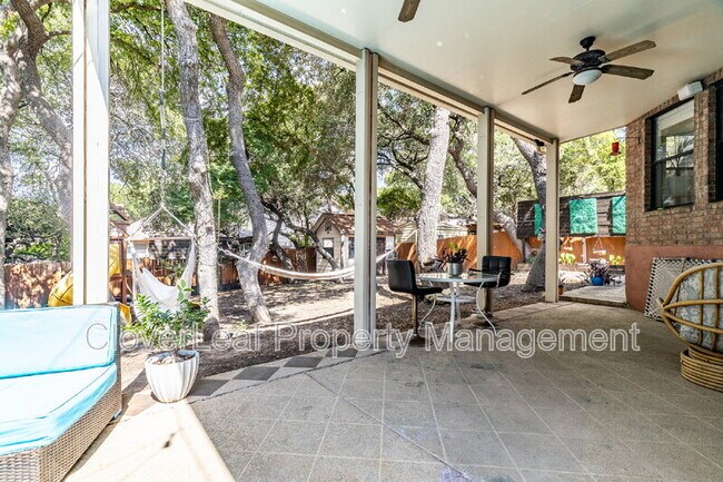 Building Photo - 10211 Stone Garden
