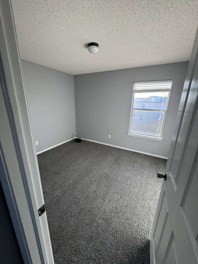 Building Photo - 2817 Talking Rock Pl