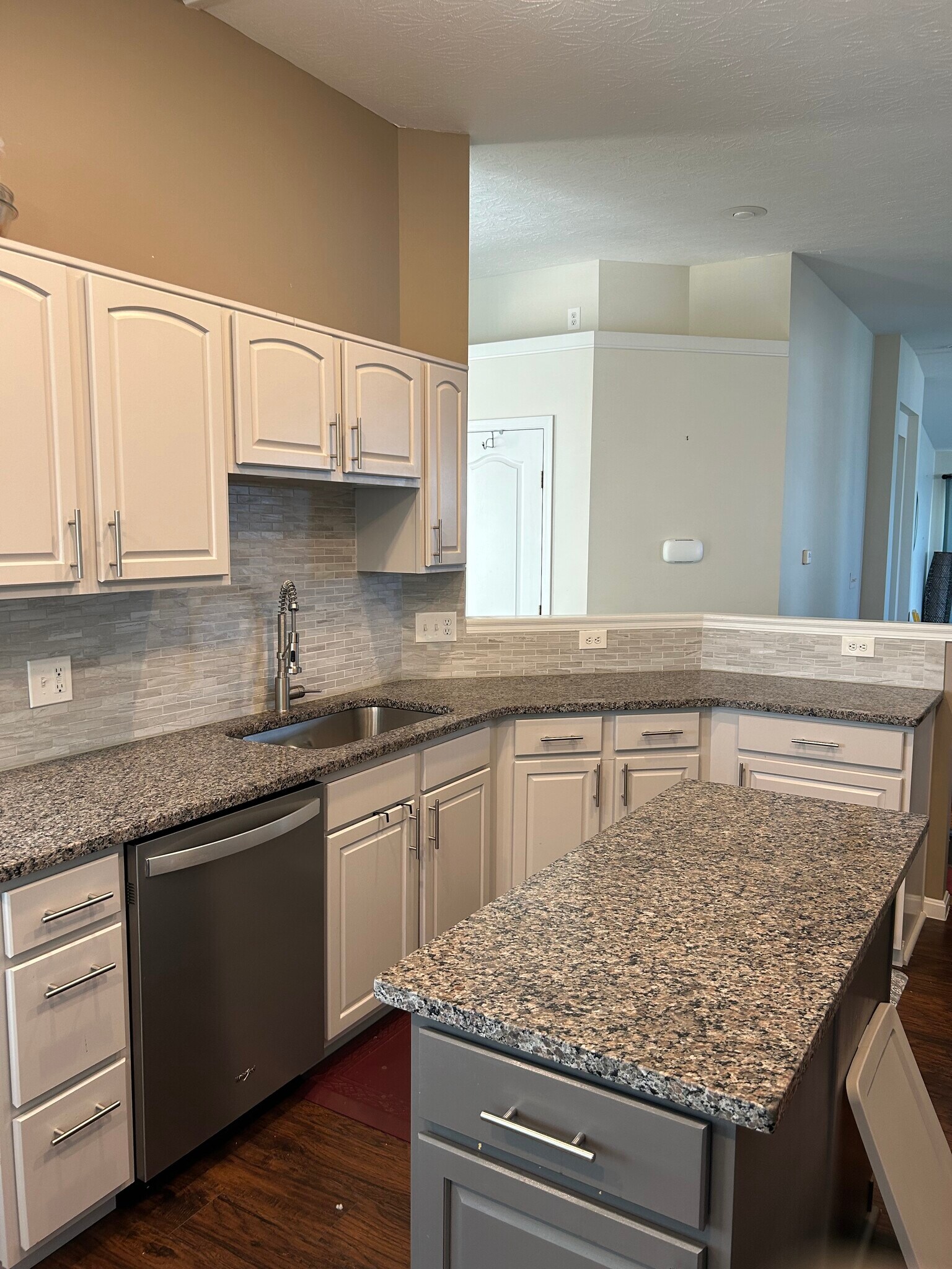Building Photo - 2461 Aldermont Ct