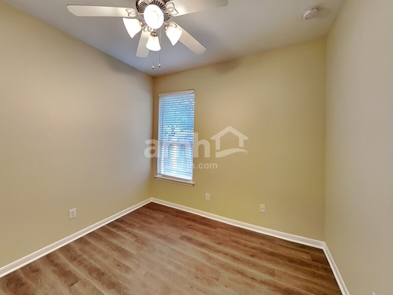 Building Photo - 10923 Tattershall Ln