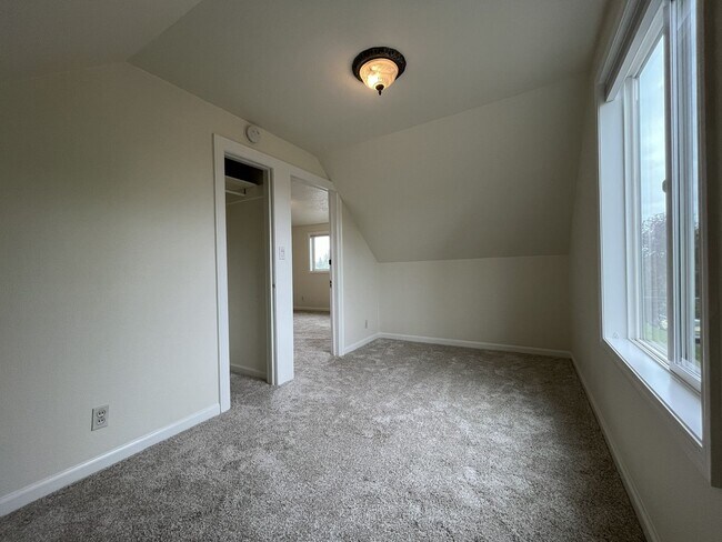 Building Photo - Character-Filled Concordia Home with Flexible Living Spaces & Gas Fireplace