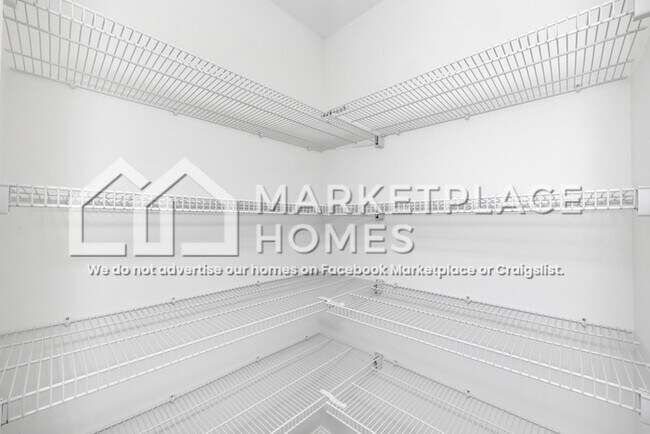 Building Photo - 133 Bella May Ln