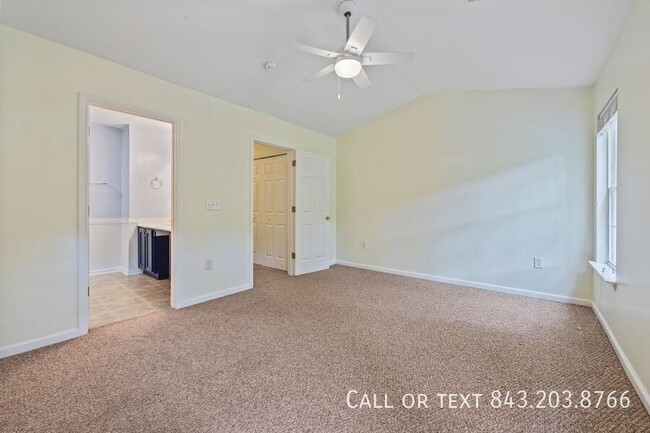 Building Photo - 1005 Summerhaven Pl