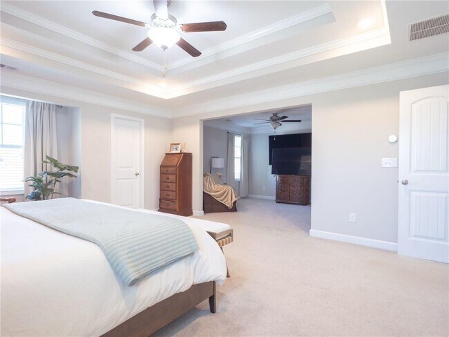 Building Photo - 2720 Canter Meadow Dr