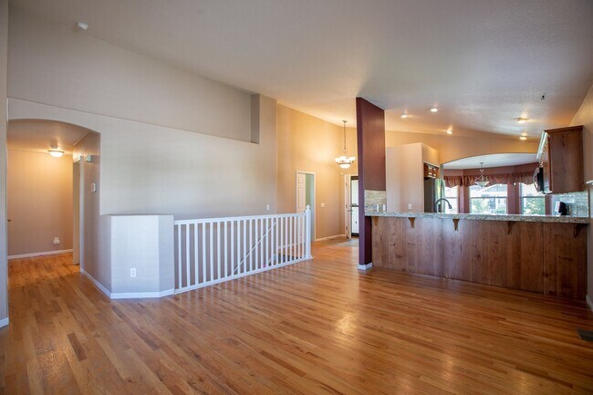 Building Photo - 5 Bedroom Home in Windsor Colorado
