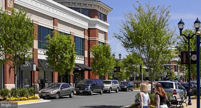 Building Photo - 4100 Flower Box Ct