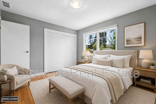Building Photo - 1099 Larch Ave