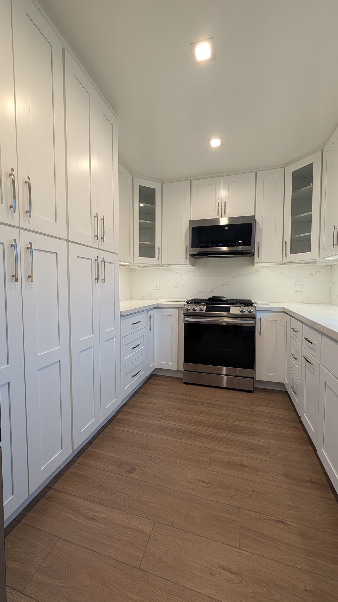 Building Photo - 2019 Chilton Dr