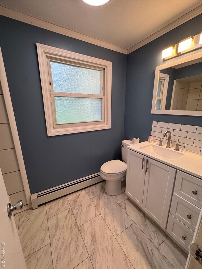 Building Photo - 1145 Glen Rd