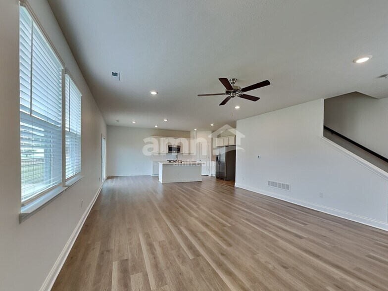 Building Photo - 306 Pne Hl Ct