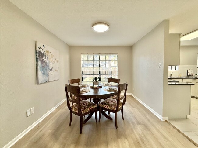 Building Photo - 105 Eagle Rock Cir