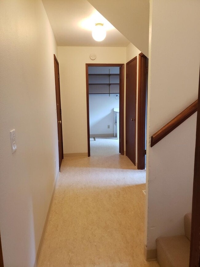 Building Photo - Unique Two Story Home in the Lincoln Area - Available Now!