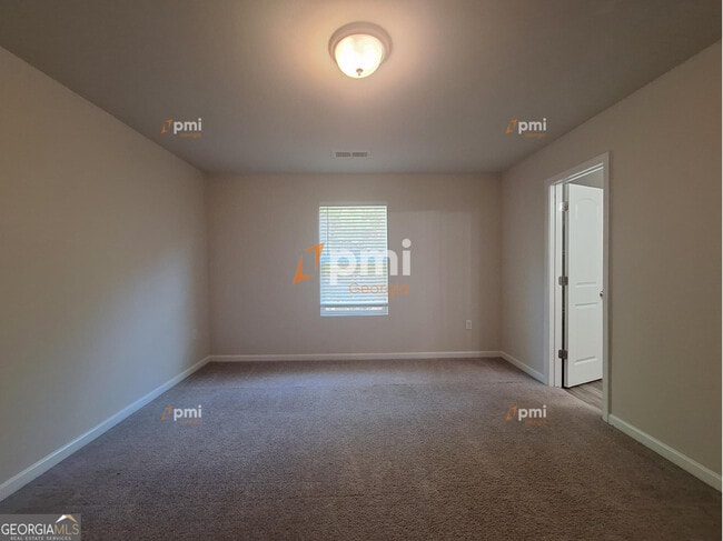 Building Photo - 437 Kildare Wy