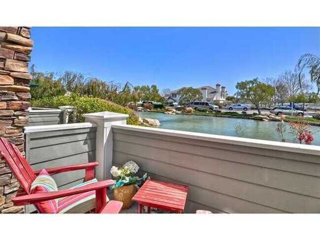 Building Photo - Amazing Location Home in Carlsbad with Lag...