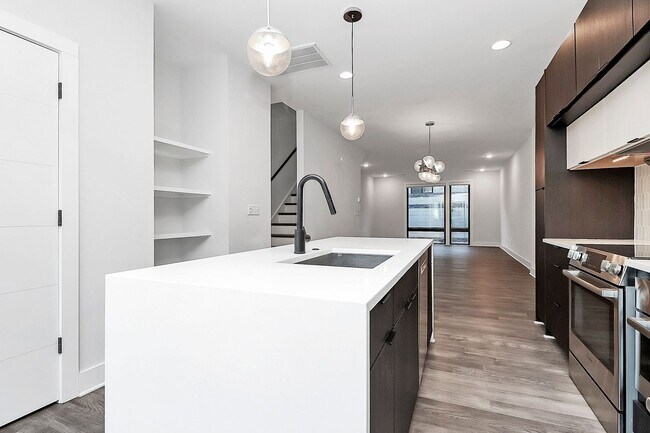 Building Photo - 1214 Minter Pl