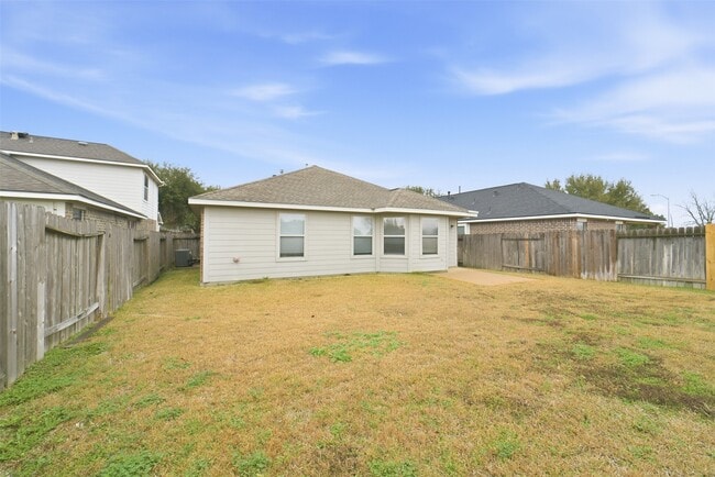 Building Photo - 19907 Parkstone Bend Ln