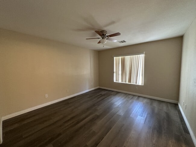 Building Photo - 903 Sterling Thorn Ct