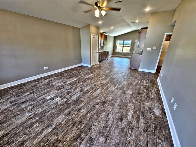 Building Photo - HOUSE for RENT Hartselle 3BR Built 2024